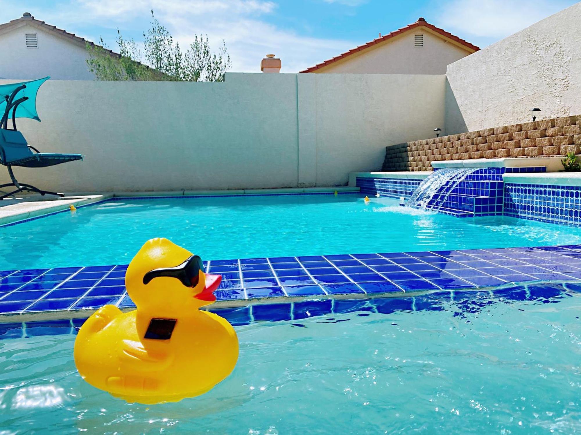 Amazing Heated Pool And Private Hot Tub 3Br In Heart Of Lv Vila Las Vegas Exterior foto