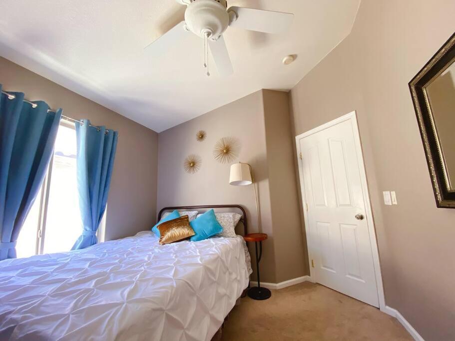 Amazing Heated Pool And Private Hot Tub 3Br In Heart Of Lv Vila Las Vegas Exterior foto