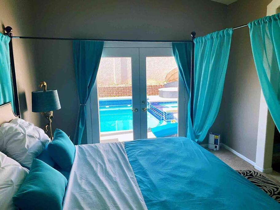 Amazing Heated Pool And Private Hot Tub 3Br In Heart Of Lv Vila Las Vegas Exterior foto